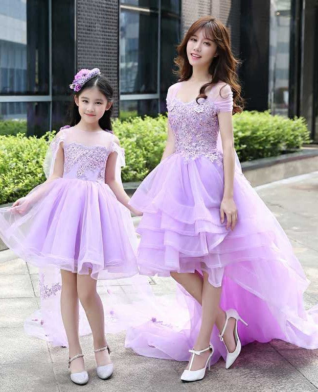 Matching 2024 prom dresses