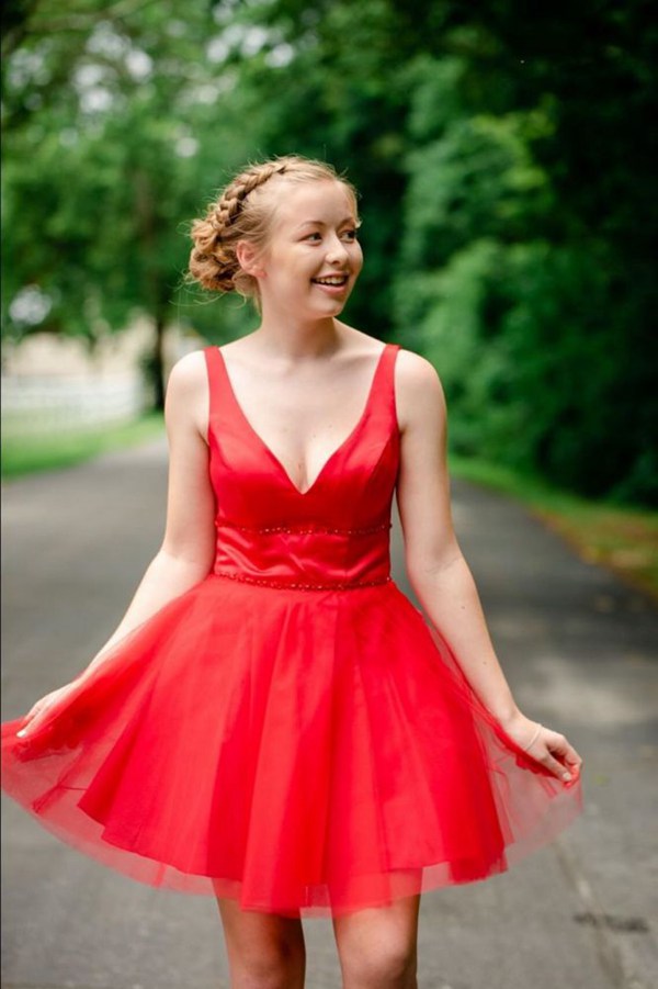 Red Juniors V Neck Short Prom Dress SHORT037